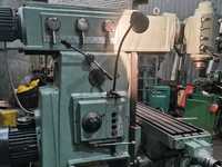 Станок универсально-фрезерный мод. 6Р82Ш